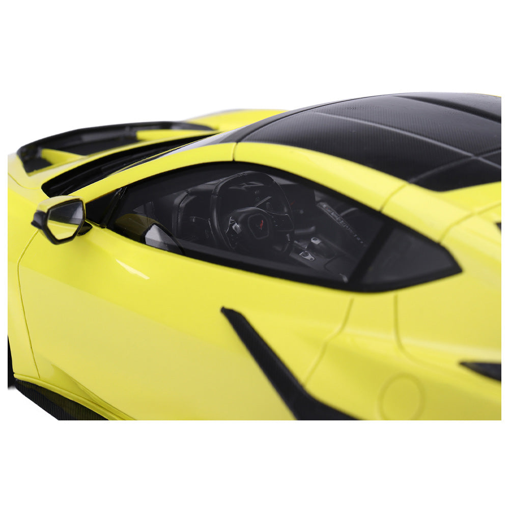 1:18 Scale Chevrolet Corvette ZR1 - Detailed Side View